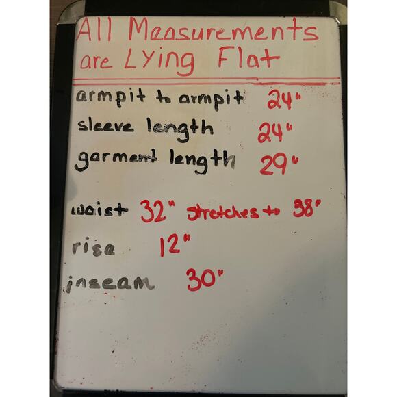 VGUC The Grinch Red Pajama Set Christmas Dr. Seuss Top L(42-44) Bottoms L(35-38) - Picture 6 of 6